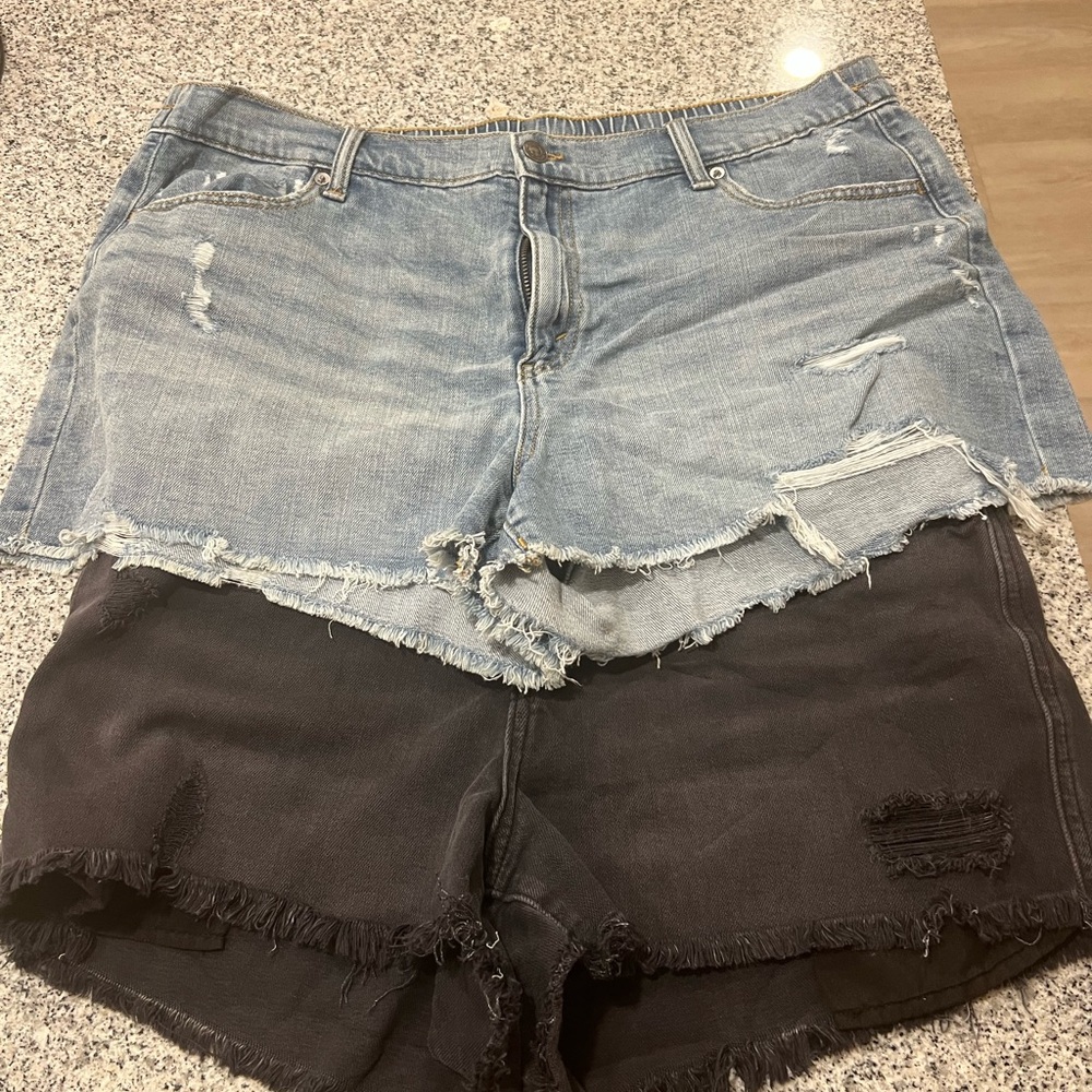 American Eagle Outfitters Light Blue and Black Jean Shorts